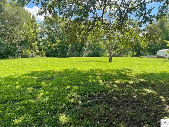 304 E Johnson St, Sedalia, MO 65301