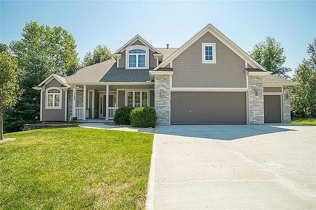 1st image of 1137 Redwood Pl
