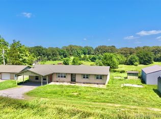 10263 N Hoyt Rd, Stigler, OK 74462