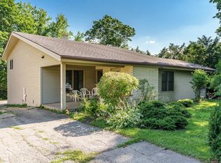 5537 Guilford Rd, Rockford, IL 61107