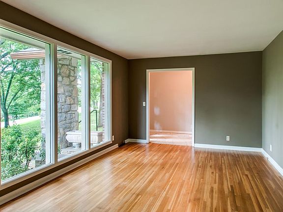 3rd image of 6716 Rodney Ct