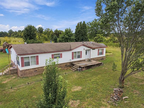 4th image of 394107 E 1150th Rd