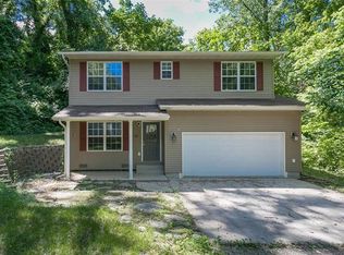 10 Derrell Dr, Belleville, IL 62223