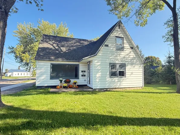 428 Parnell Ave, Sault Sainte Marie, MI 49783