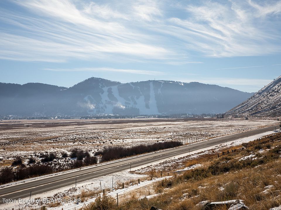 1st image of 2075 N Highway 89