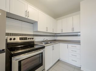 Morning Star Apartments, Mississauga, ON L4T 1Y1