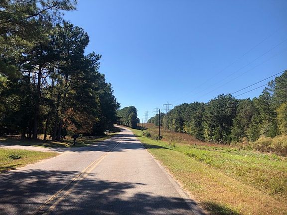 4th image of 759 Forest Hills Dr
