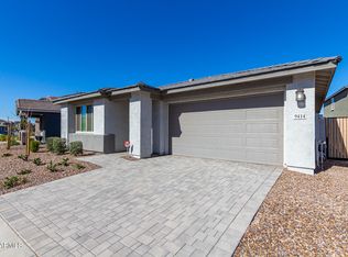 9414 E Saturn Ave, Mesa, AZ 85212