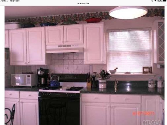 4th image of 1 Leeward Ln