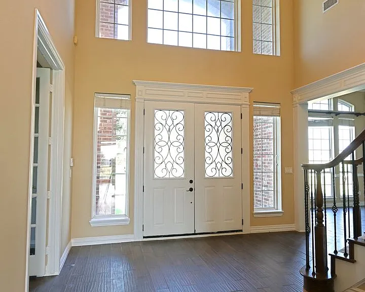 5700 FM 424 — Photo 12