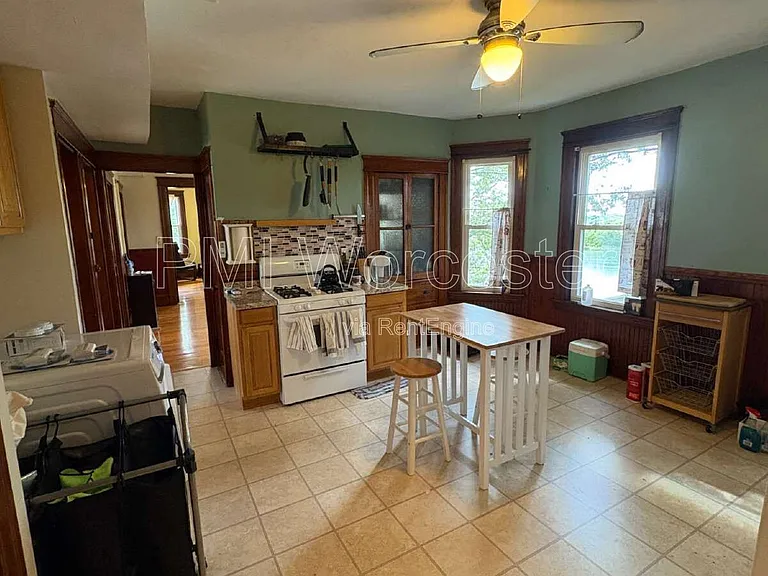 11 Olga Ave — Photo 11