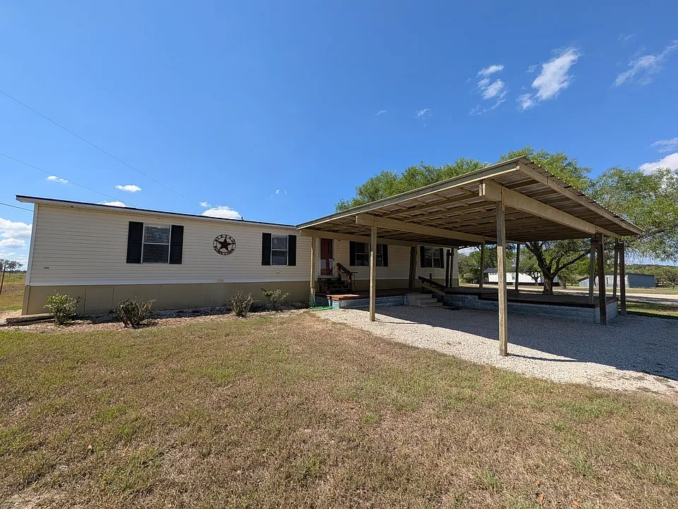 135 Water Hole Ln