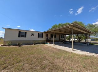 135 Water Hole Ln, New Braunfels, TX 78130