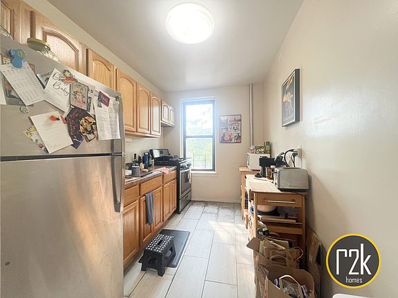 4th image of 34-7 36th Ave #3B