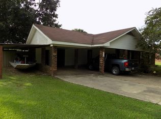 232 Bennys Ln, Hessmer, LA 71341