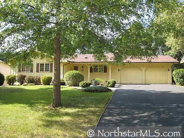 1st image of 2225 Chalet Drive NE