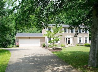 841 Debby Ln W, Ontario, OH 44906