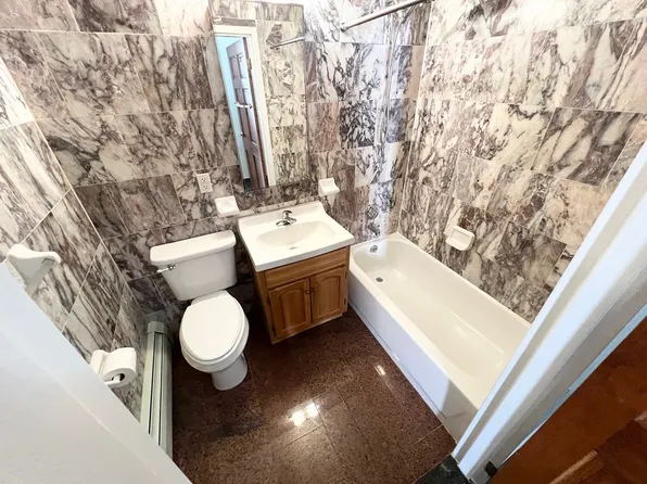 36-09 28th Avenue image 27 of 30