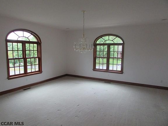 5th image of 1335 Megan Dr