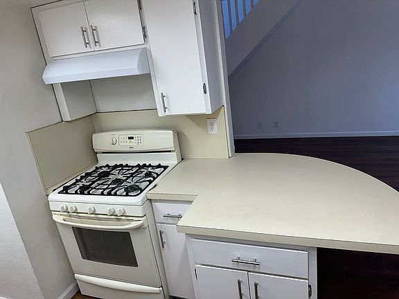 5th image of 1745 S Central St #2B-1BA-853SQFT