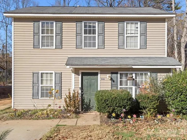448 Dawn Cir, Charlotte, NC 28213