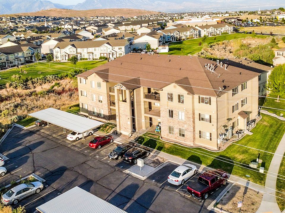 1st image of 3821 E Rock Creek Rd APT 8