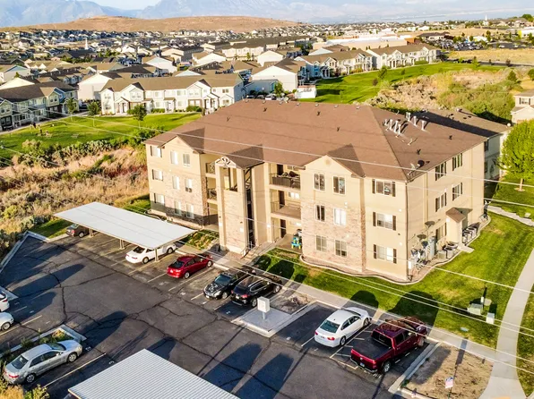 3821 E Rock Creek Rd APT 8, Eagle Mountain, UT 84005