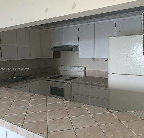 4174 Inverrary Dr #911 — Photo 9