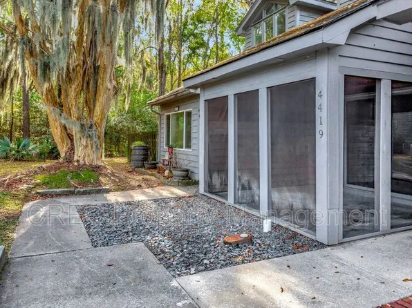 4419 Great Oak Dr, North Charleston, SC 29418