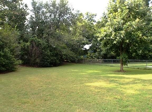 3rd image of 1310 Neighborhood Pl