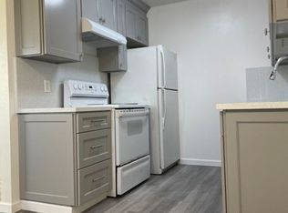 Beautiful Large Two Bedroom in a quiet area, close to parks and transportation, Alameda, CA 94501