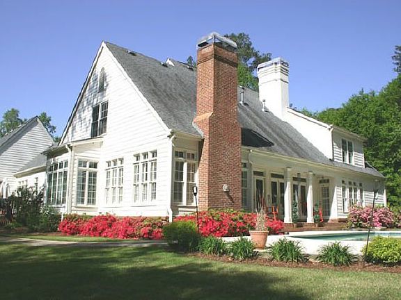 2nd image of 125 Killarney Dr