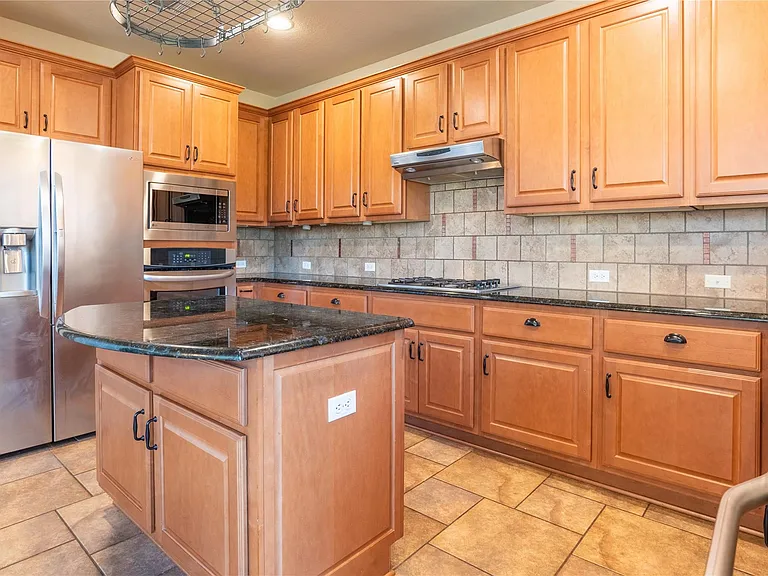 1898 Long Bow Dr — Photo 11
