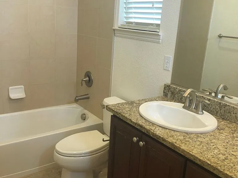 3651 Rosecrest Cir — Photo 10