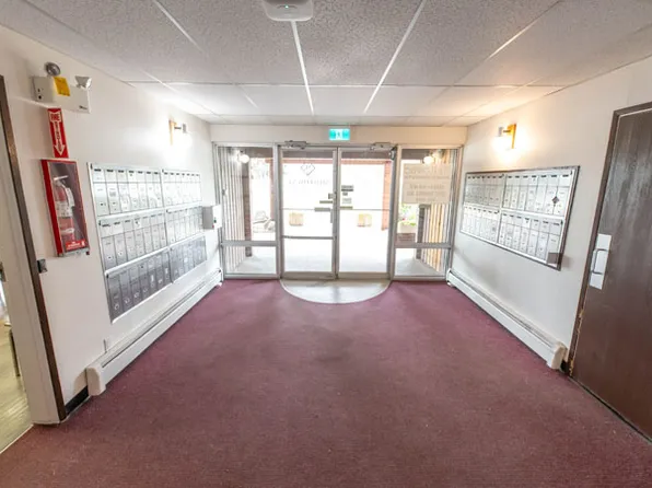 Midtowne Apartments, 2033 Bowser Ave, Prince George, BC V2L 5K8