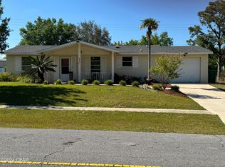 4074 Fairbanks Dr, Chipley, FL 32428