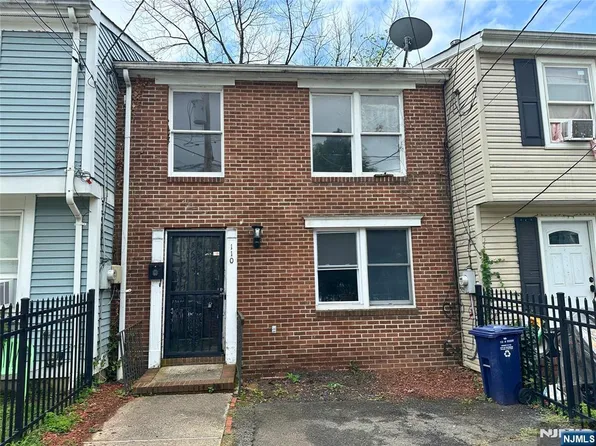 110-112 Pearl St, Paterson, NJ 07501