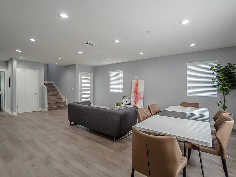 7199 S La Cienega Blvd #7199 — Photo 3