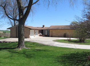 5488 Enchanted Valley Rd, Cross Plains, WI 53528