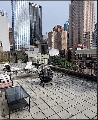 Rented by Bond New York | media 4