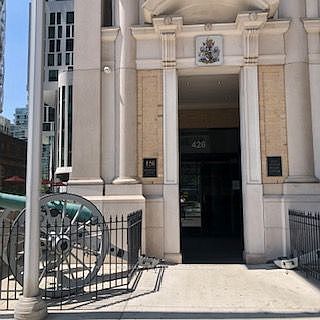 1st image of 426 University Ave #2101