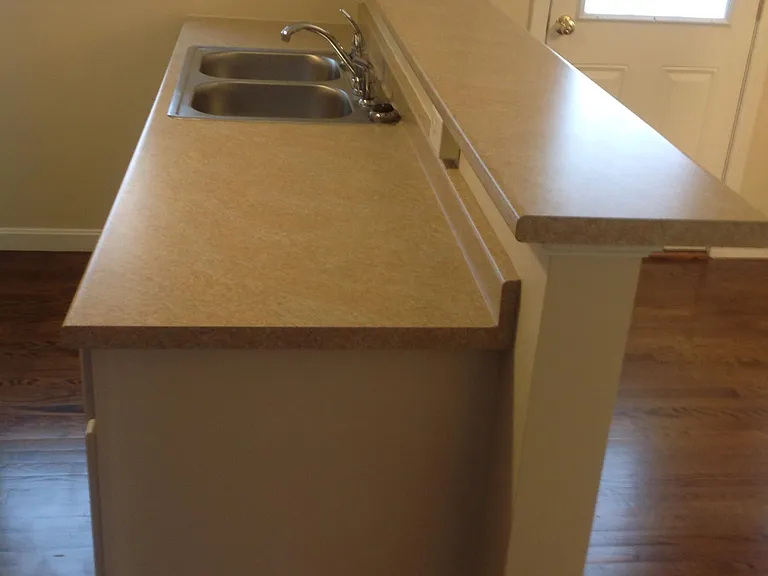 84 Holly St #B — Photo 18