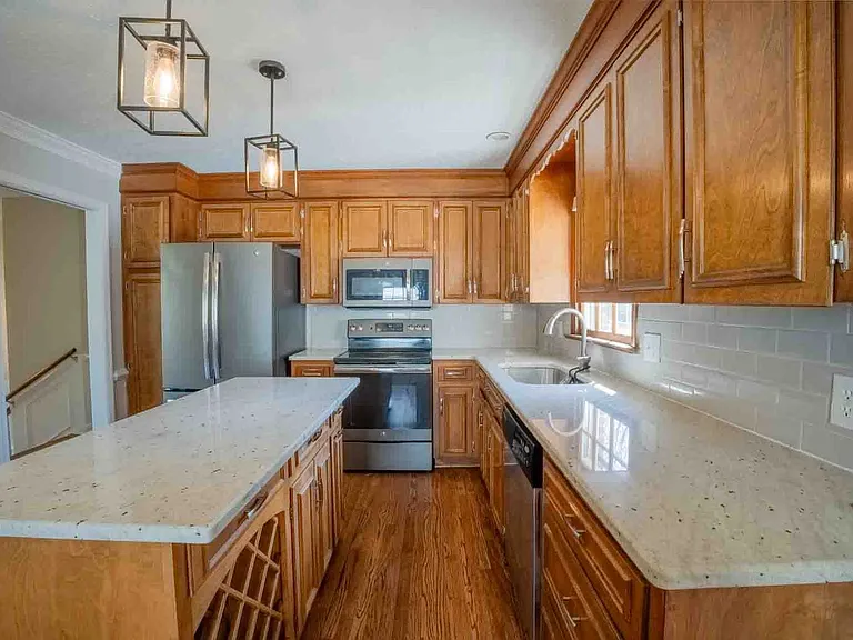 123 Temple Cir — Photo 5