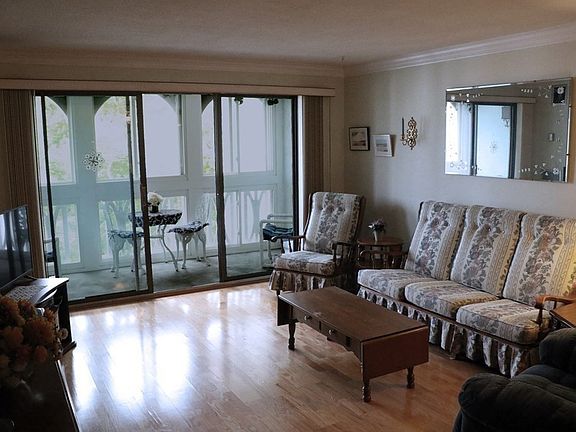 4th image of 875 John Fitch Hwy APT 58