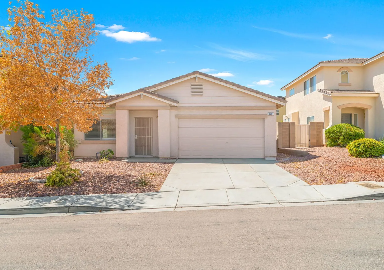 Charming Single-Story Cul-de-Sac Home with a Spacious, Versatile Layout! — Photo 1