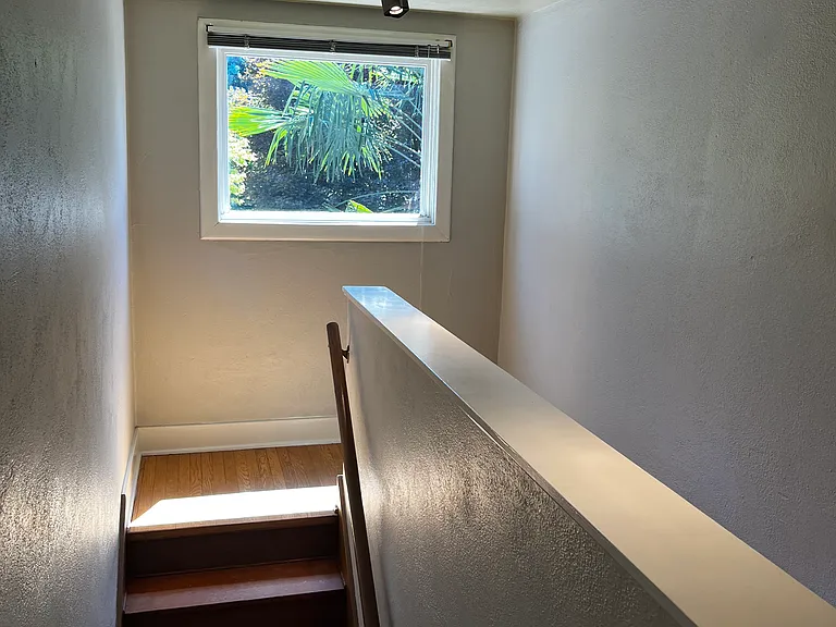 25 N Stafford St — Photo 30