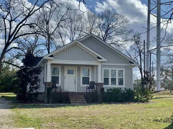 604 Montgomery St, Andalusia, AL 36420