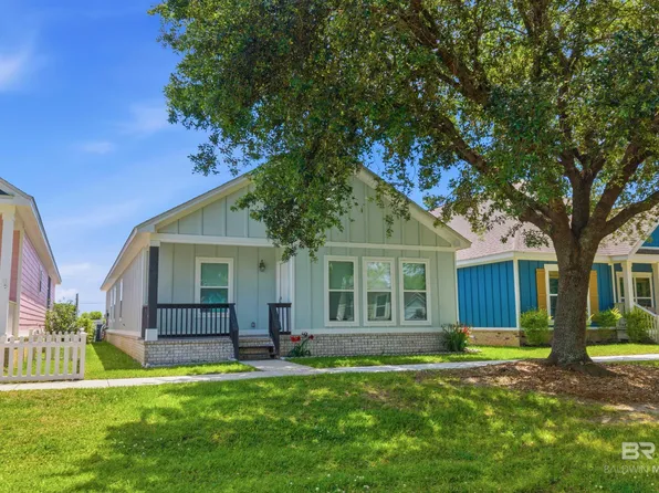 927 Periwinkle Ln, Foley, AL 36535