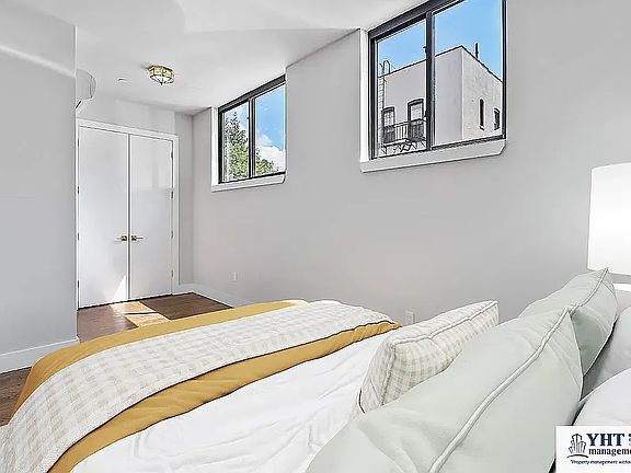3rd image of 489 Washington Ave #2F