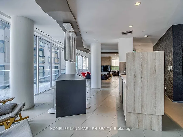 68 Shuter St #1107 — Photo 27